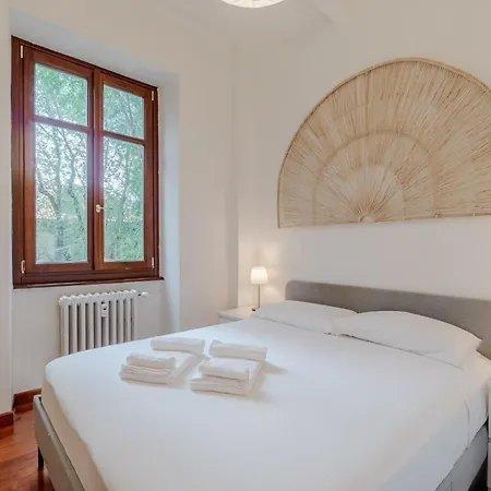 Guesthost - M1 Dante Elegant Appartement *
