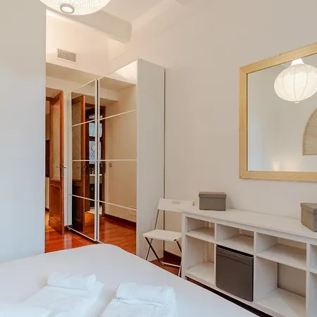 Appartement Guesthost - M1 Dante Elegant Turijn