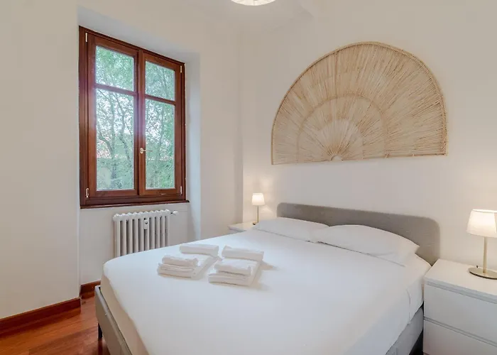 Guesthost - M1 Dante Elegant Appartement *