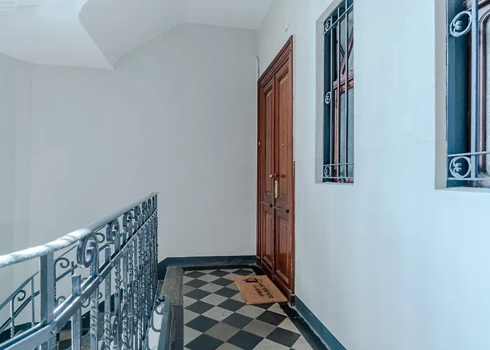 Guesthost - M1 Dante Elegant Appartement Turin