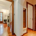 Guesthost - M1 Dante Elegant Daire Torino