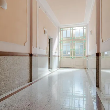 Guesthost - M1 Dante Elegant 토리노